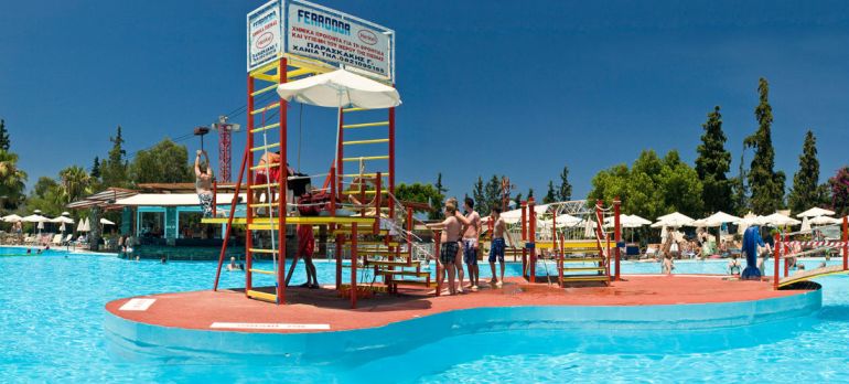 Main stage of  Limnoupolis Water Park